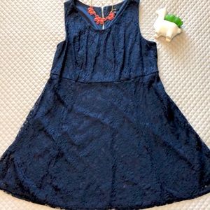 Apt. 9 | Navy Lace Sleeveless Dress